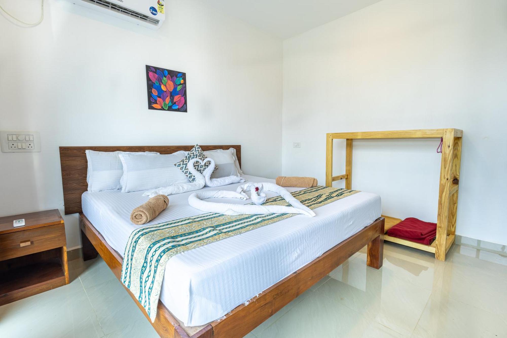 Apricot Homestays Палолем Экстерьер фото