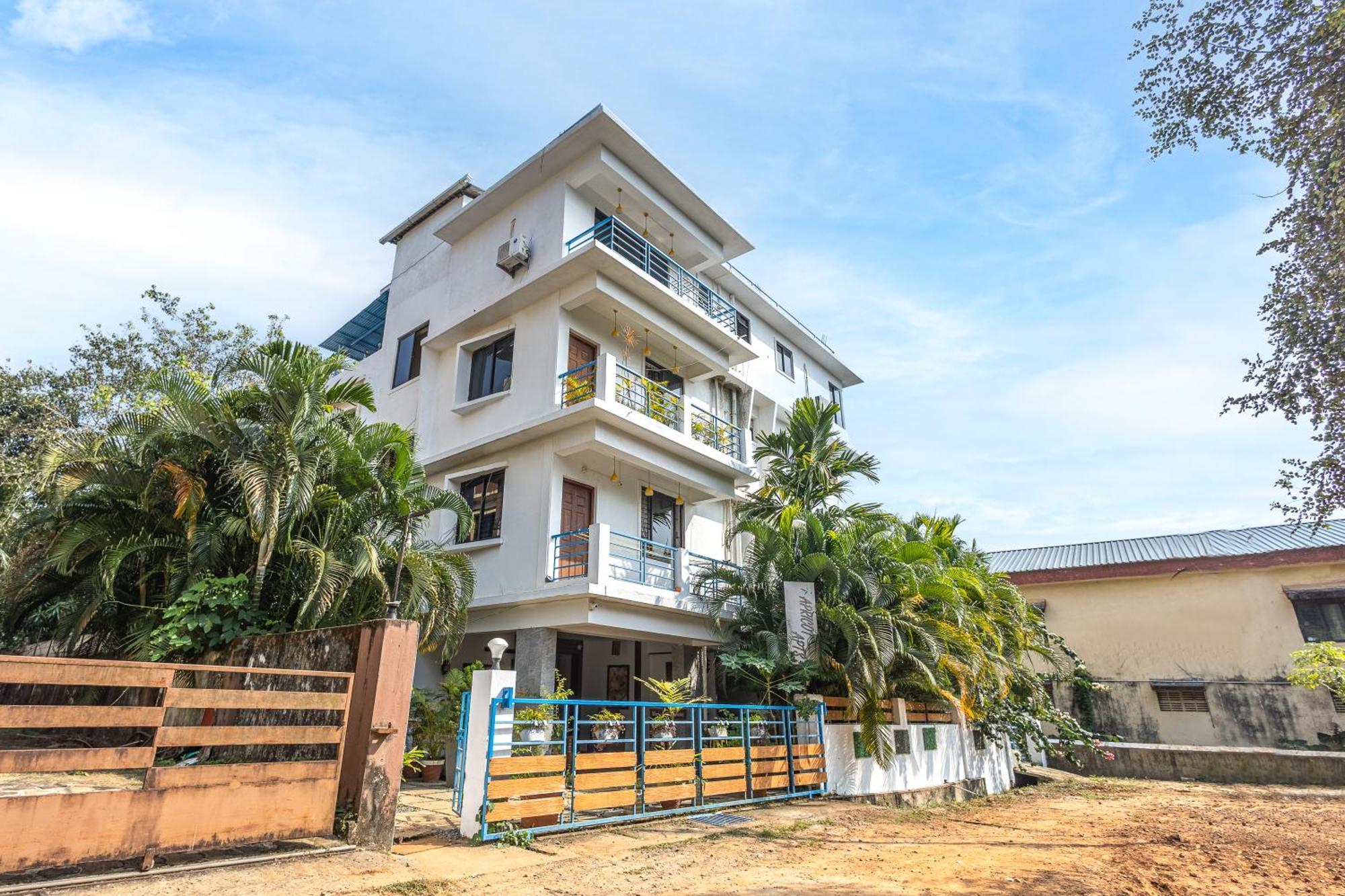 Apricot Homestays Палолем Экстерьер фото