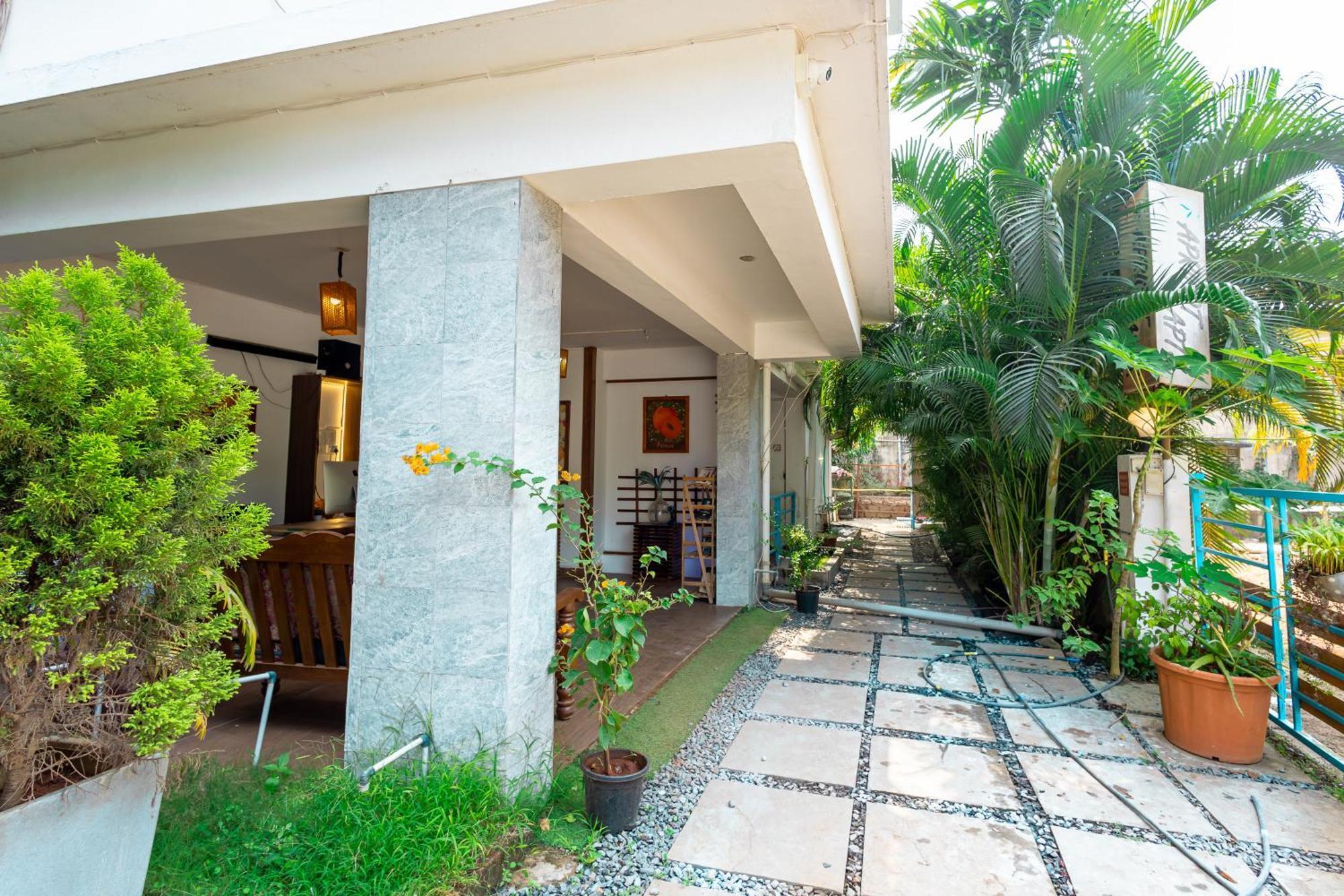Apricot Homestays Палолем Экстерьер фото